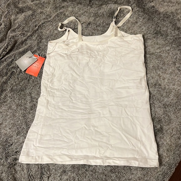 A glow maternity/ nursing tank small - Picture 2 of 4